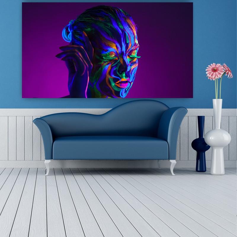 تابلو بوم طرح neon girl